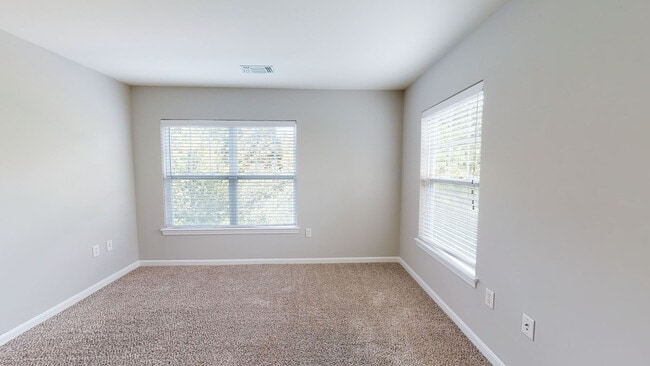 Interior Photo - Bradlee Danvers