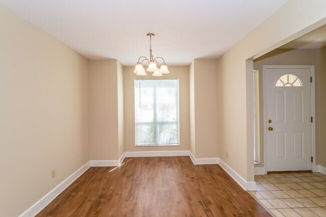 Building Photo - 2310 Eagles Nest Rd