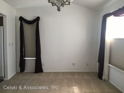 Foto del edificio - 3630 Bing St