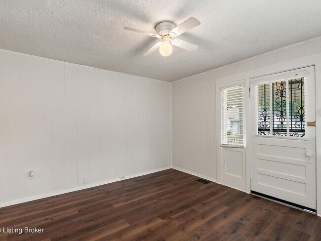 Foto del edificio - 1406 Walter Ave