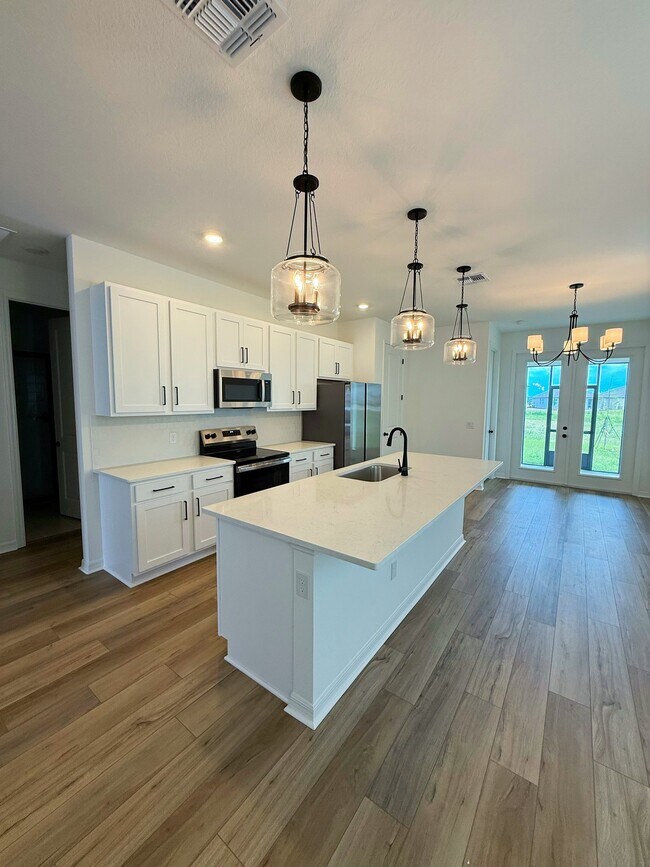 Foto del edificio - 4423 Masthead Ave