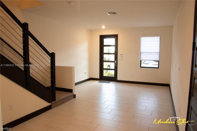Foto del edificio - 3 br, 3 bath House - 15962 NW 91st Ct # 0