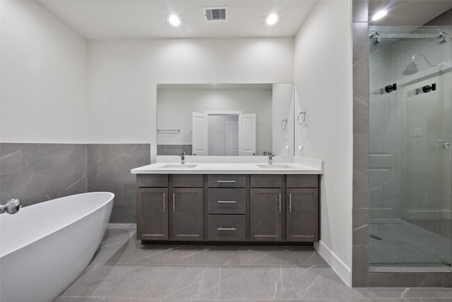 Foto del edificio - 2309 Silva Park Ln