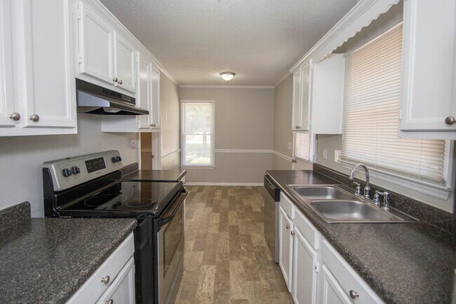 Foto del edificio - Move-in Ready Home in Dutch Creek!