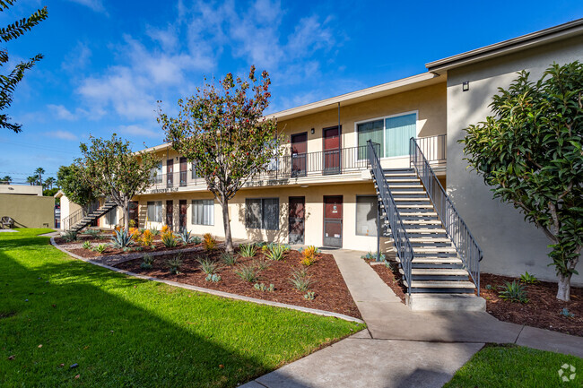 Building Photo - Dresden Place Apartments