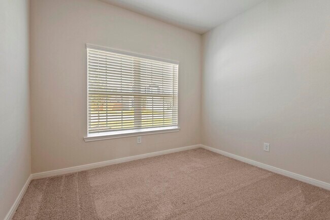 Building Photo - 10351 Red Cardinal Dr