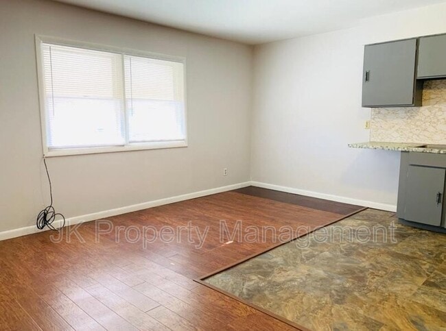 Building Photo - 2027 Smelter Ave NE