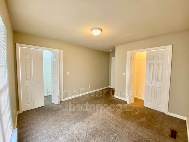 Building Photo - 505 Bruning Ln