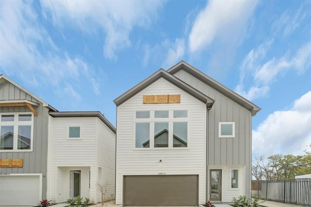 Foto principal - 2504 W Tidwell Rd
