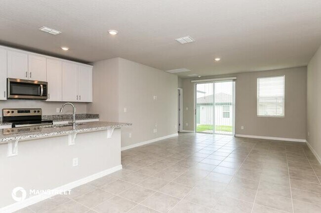 Building Photo - 3151 Bella Vista Dr