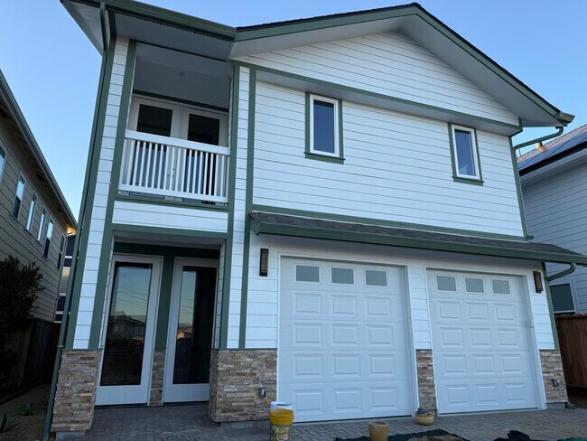 Foto del edificio - 1869 Ocean View Ave