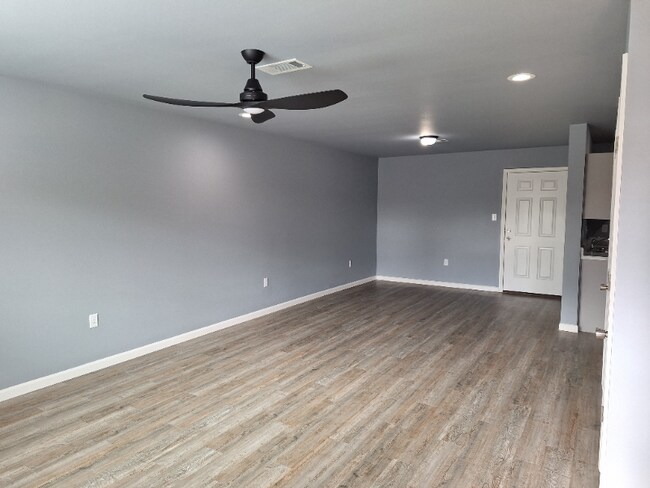 Building Photo - 9000 W 46th St