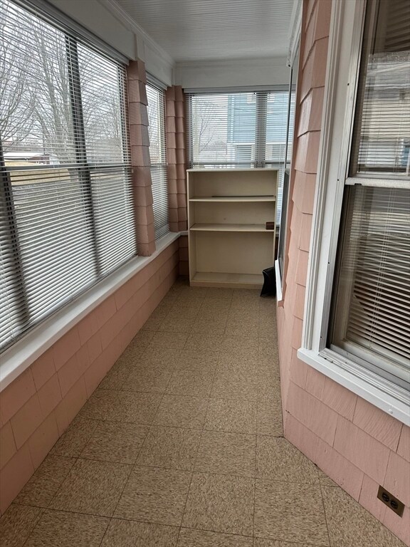 Foto del edificio - 36 Raymond Ave