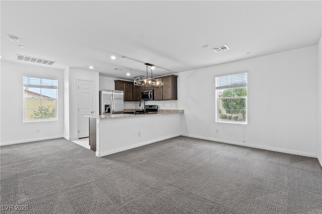 Building Photo - 5231 Dubris Dr