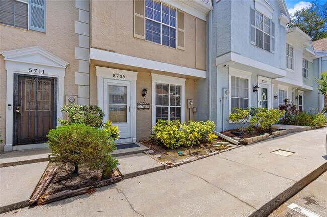 Foto del edificio - 5709 Dalden Dr