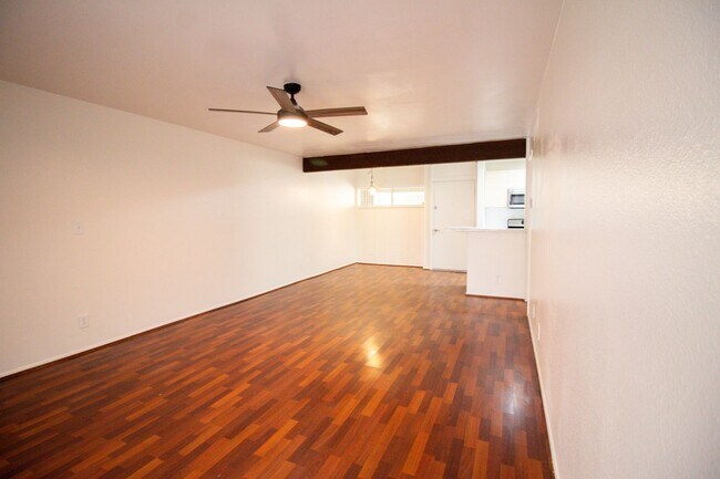 Foto del edificio - Gated Community 1 Bedroom — All Utilities Paid | First 4 Weeks Free