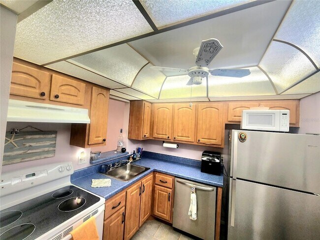 Foto del edificio - 11485 Oakhurst Rd