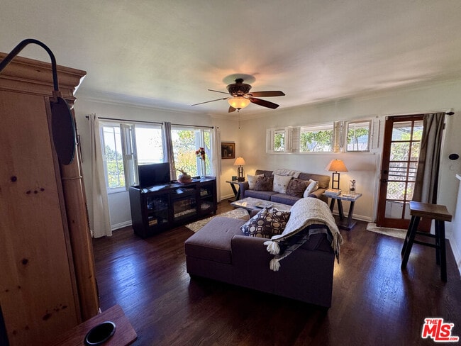 Building Photo - 7756 Torreyson Dr