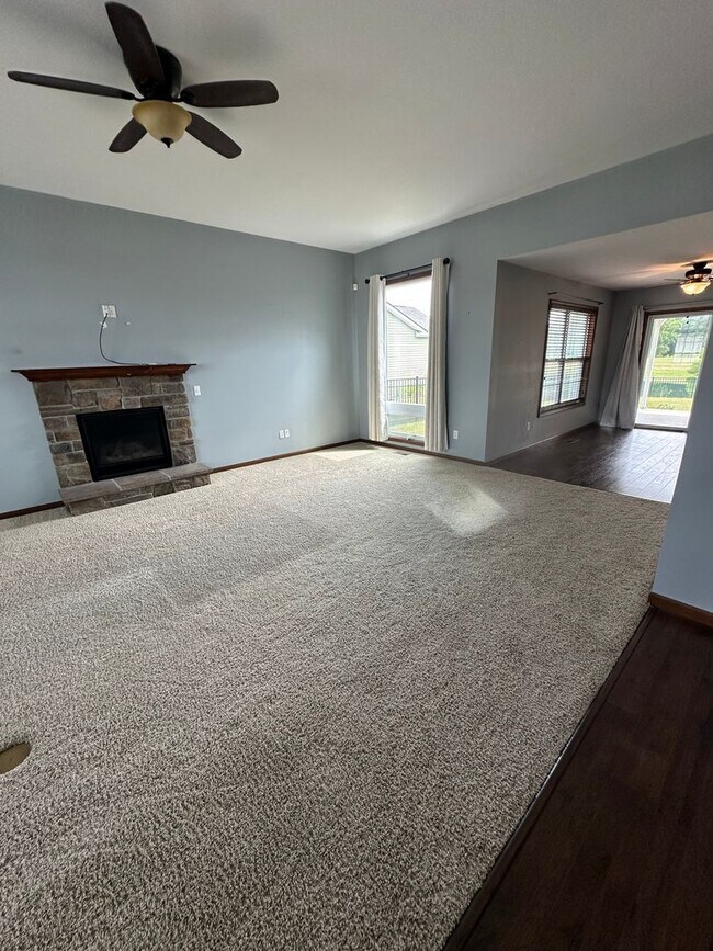 Building Photo - Charming 3BR House in Roanoke