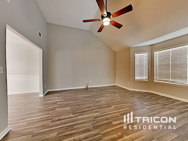 Foto del edificio - 3305 N Winds Trail