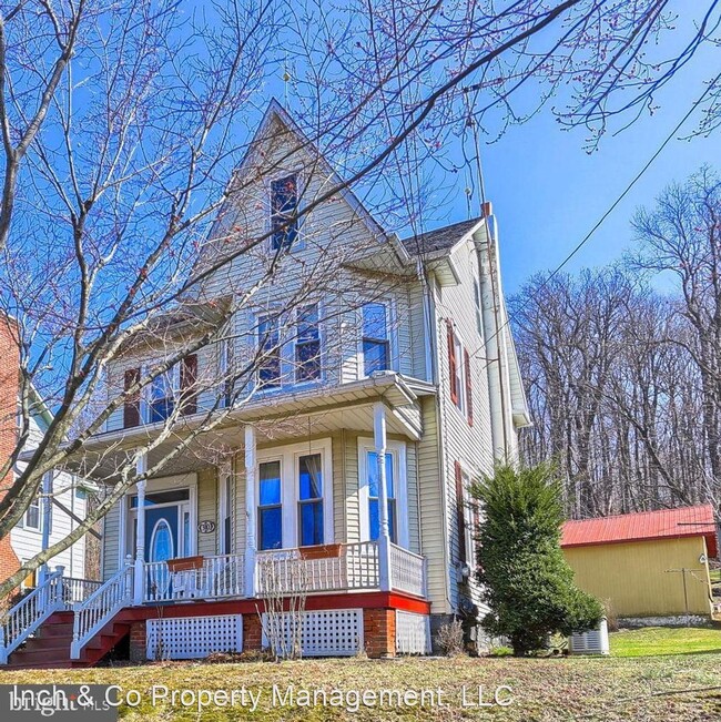 Building Photo - 2 br, 1 bath House - 310 Chestnut Street