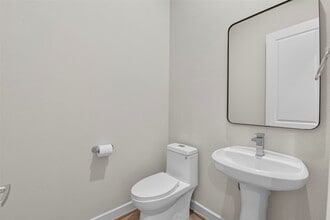 Building Photo - 1612 Northwood St