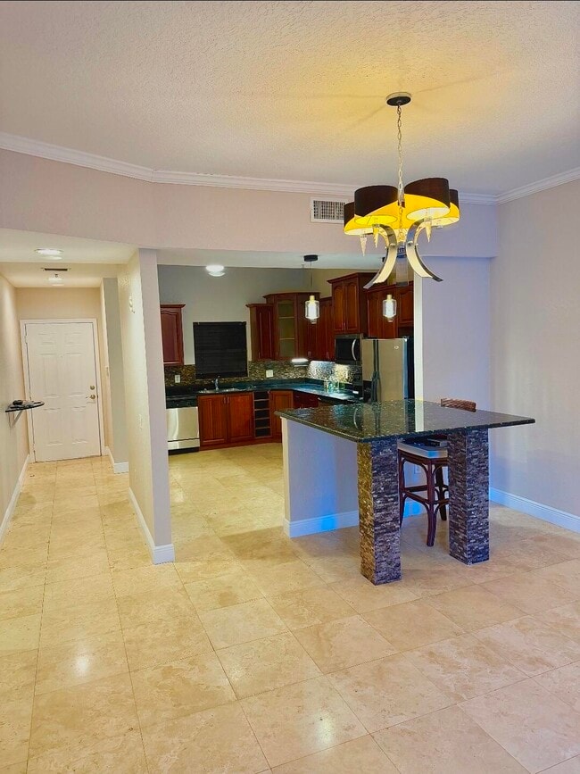 Building Photo - 1620 Presidential Way