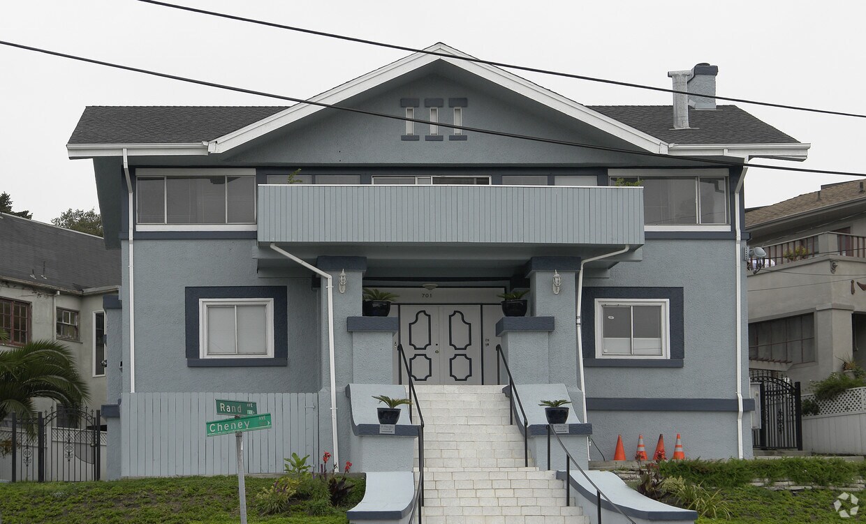 Foto del edificio - 701 Rand Ave