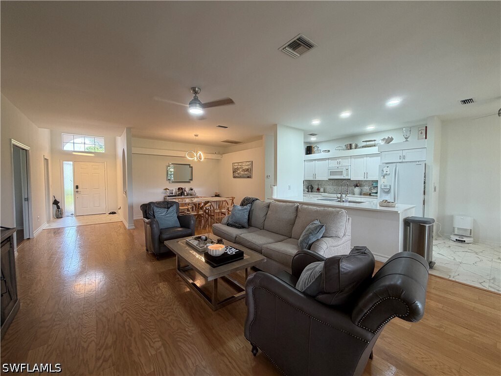 Foto del edificio - 2260 Heritage Greens Dr