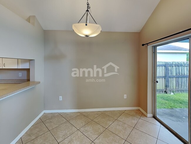 Building Photo - 9029 Egret Cove Cir