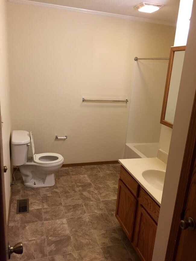 Foto del edificio - 120 Weatheridge Dr