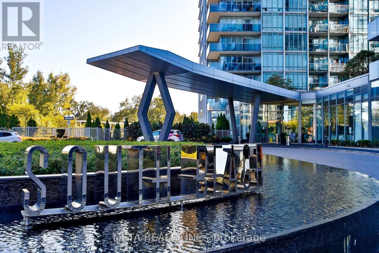 Primary Photo - 90 Park Lawn Rd