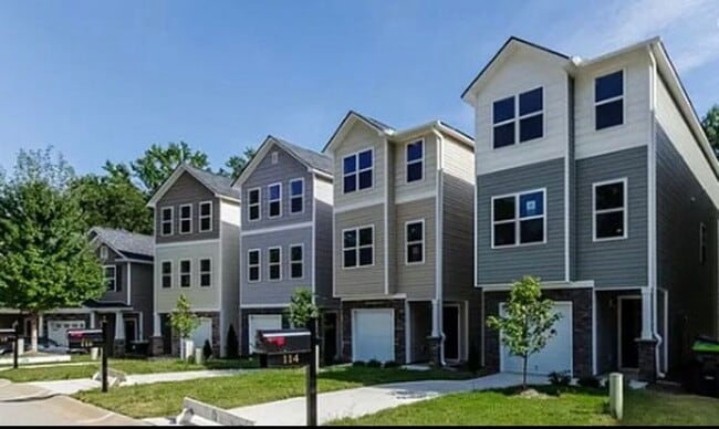 Building Photo - 112 Tybo Dr