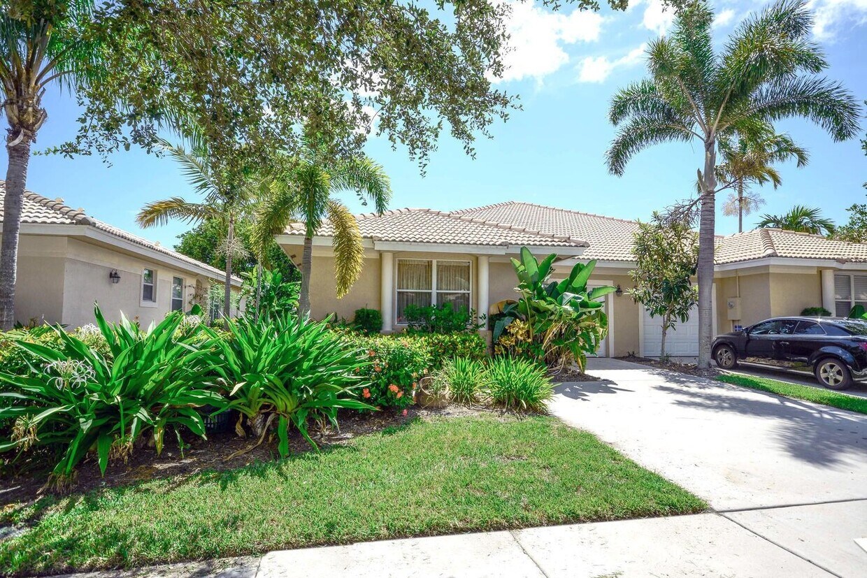 265 W Coral Trace Cir, Delray Beach, FL 33445 House Rental in Delray