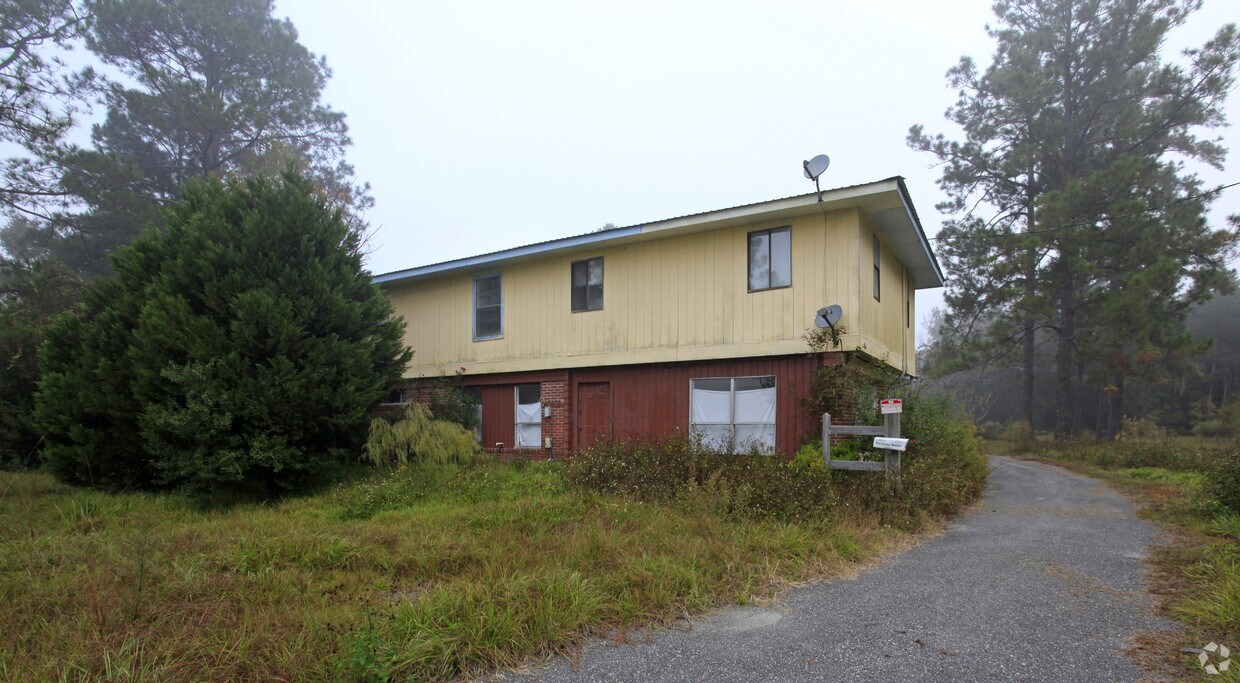 Primary Photo - 6717 E Washington