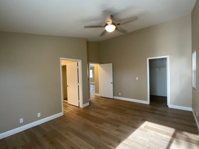 Foto del edificio - Single story 4br, 2bth, 2cg