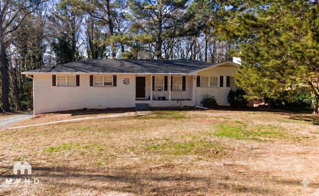 Building Photo - 3179 Robin Hood Ln