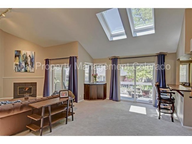 Building Photo - 4755 E Pinewood Cir