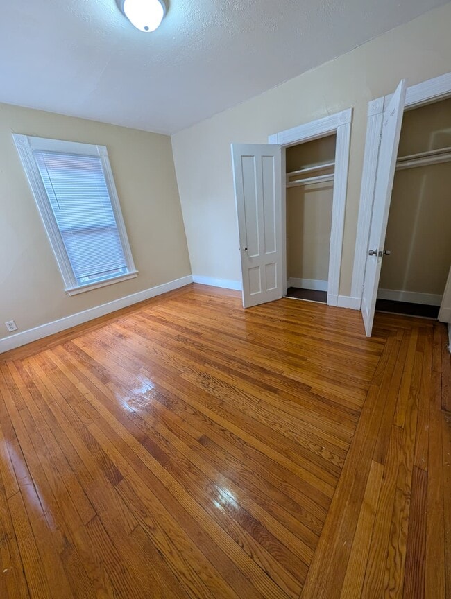 Building Photo - 92 Sylvan Ave