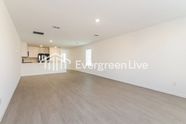 Foto del edificio - 1025 Calley Pear Trl