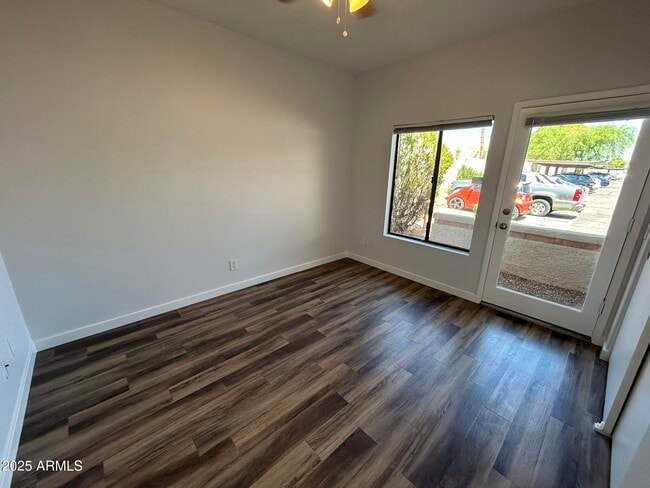 Foto del edificio - 11666 N 28th Dr
