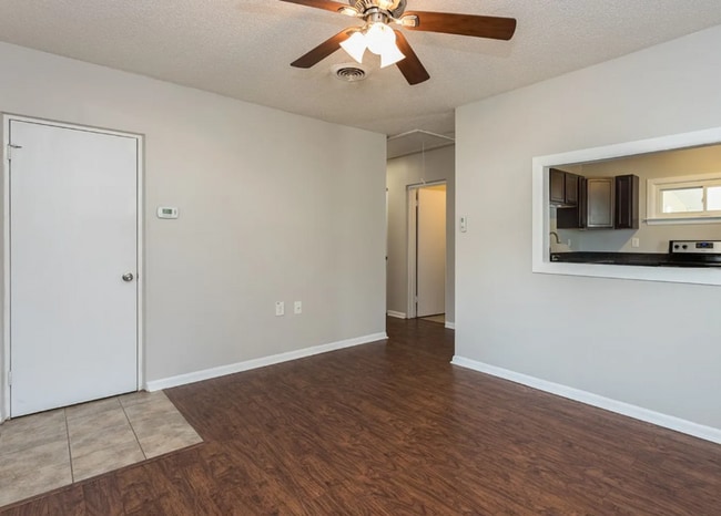 Foto del edificio - 2 Bed Home in Raleigh