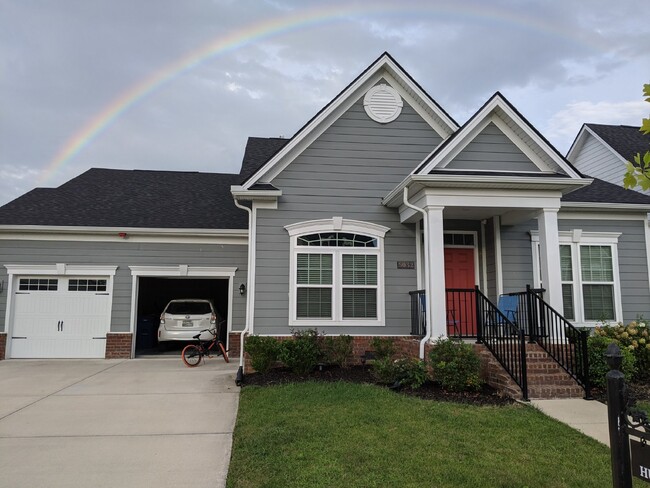 "Charming 2601 sq ft Rental Property in Franklin, TN - w/pool - "Charming 2601 sq ft Rental Property in Franklin, TN - w/pool Apartment