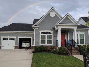 Building Photo - 5032 Huntmere Ave