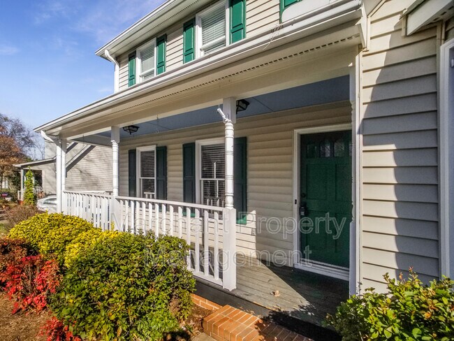 Building Photo - 601 Half Mile Way
