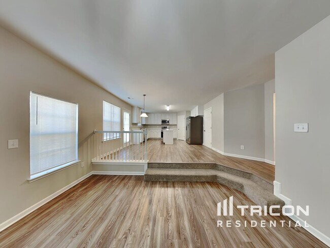 Foto del edificio - 303 Glennallen Rd