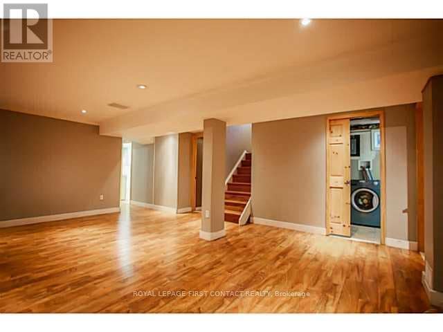 Building Photo - 9 Redwood Ct