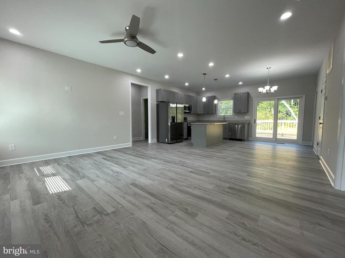 903 Albrough Blvd, Colonial Beach, VA 22443 House Rental in Colonial