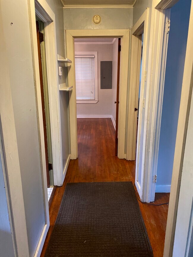 Building Photo - 543 Overstreet Dr