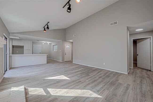 Foto del edificio - 12802 Sunset Dune Dr